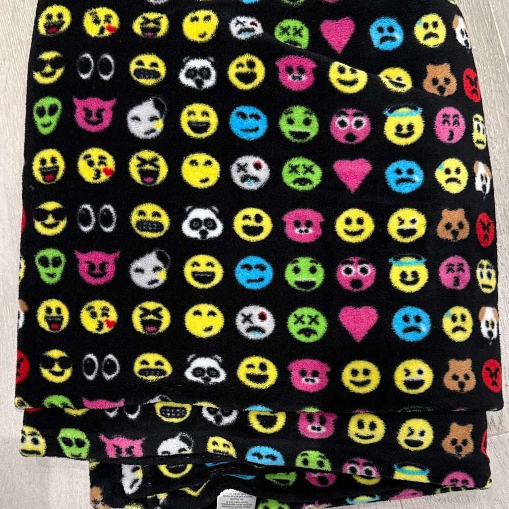 Black Fleece Blanket with Colorful Emoji Print